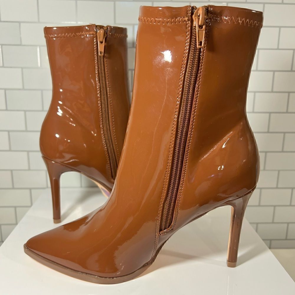 NWOB Steve Madden Bootd  
